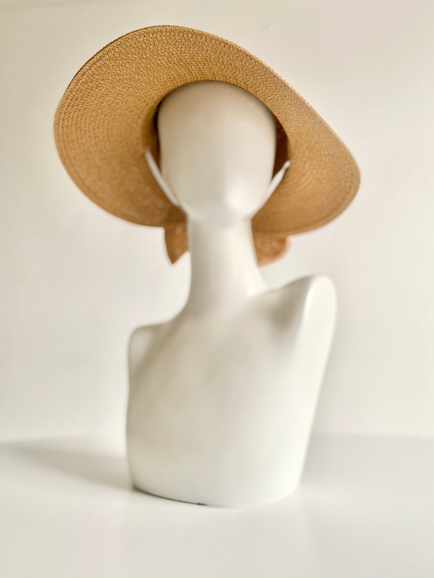 Sunset Bow Wide Brim Hat – Adjustable with Wind Strap