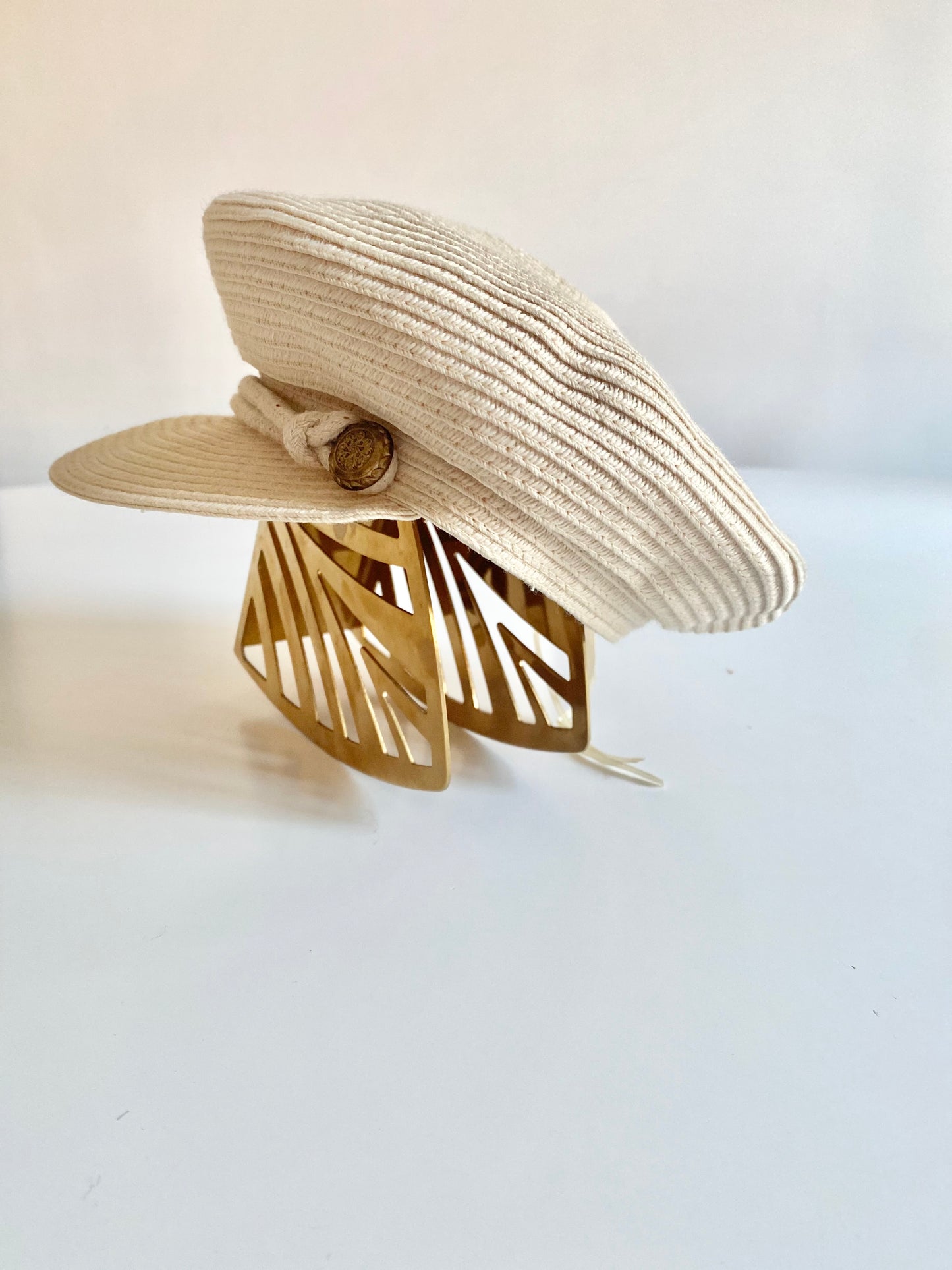 Cream Textured Baker Boy Cap – Vintage Charm