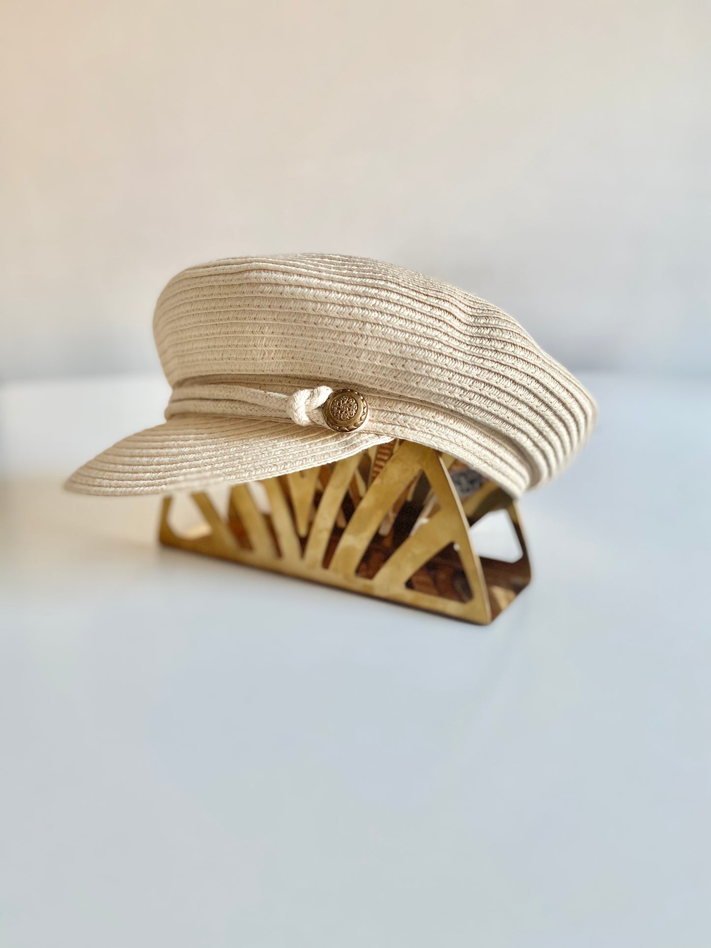 Cream Textured Baker Boy Cap – Vintage Charm