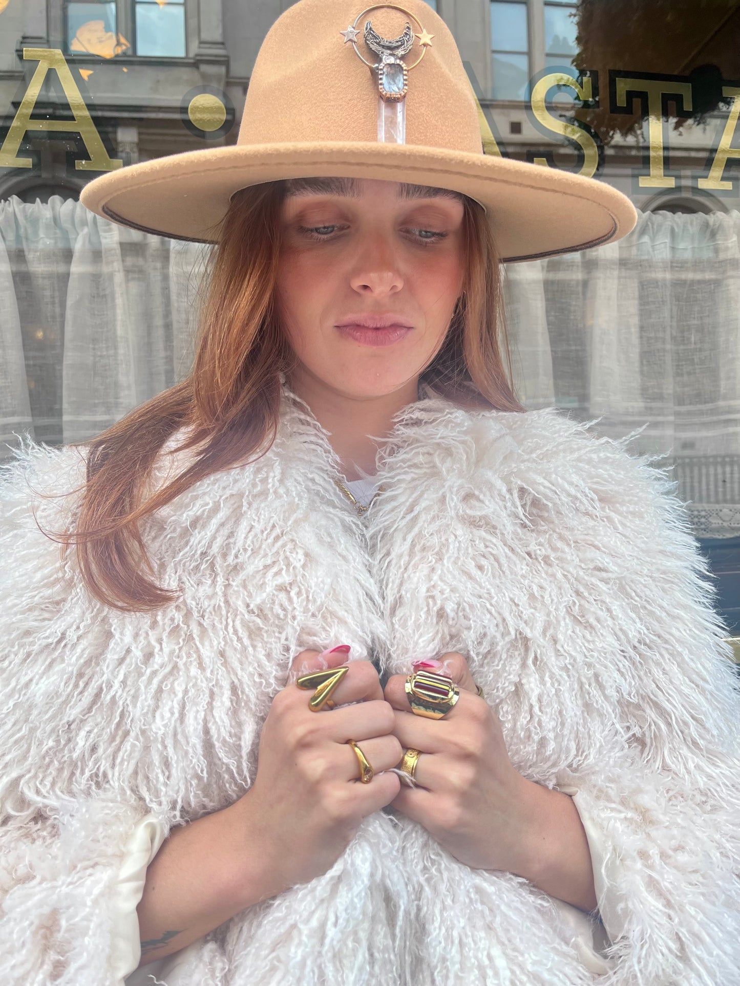 Arcana Amulet Hat – Beige Quartz Moon & Star Charm (Adjustable