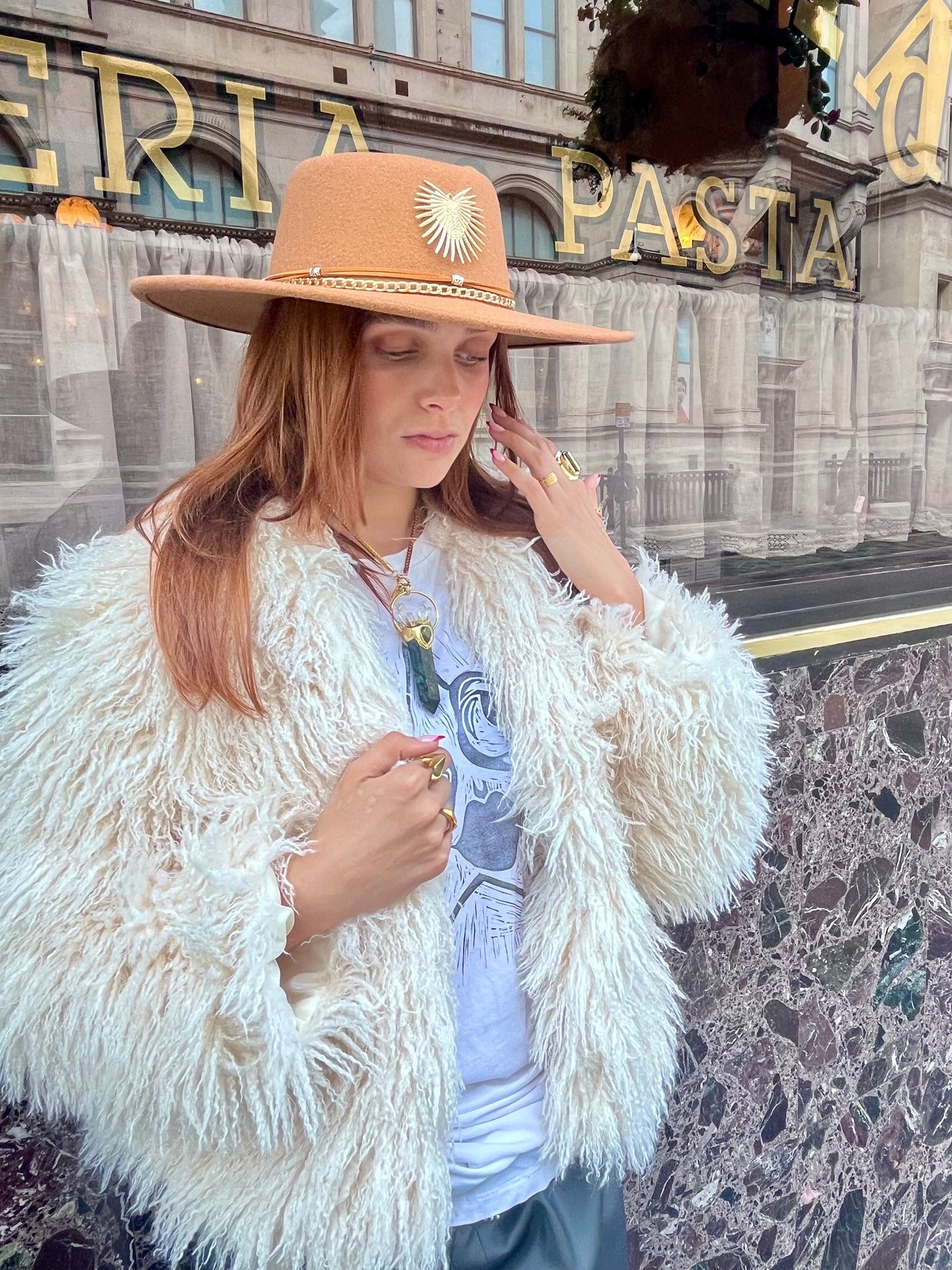 Tan Wide Brim Western Fedora β Gold Chain