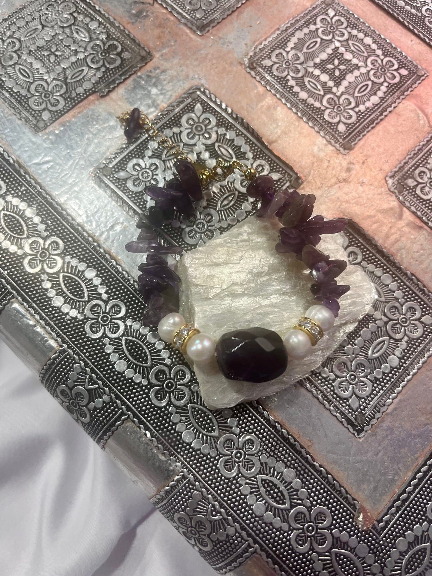 Moonlit Gemstone Collection Amethyst & Biwa Pearl Bracelet