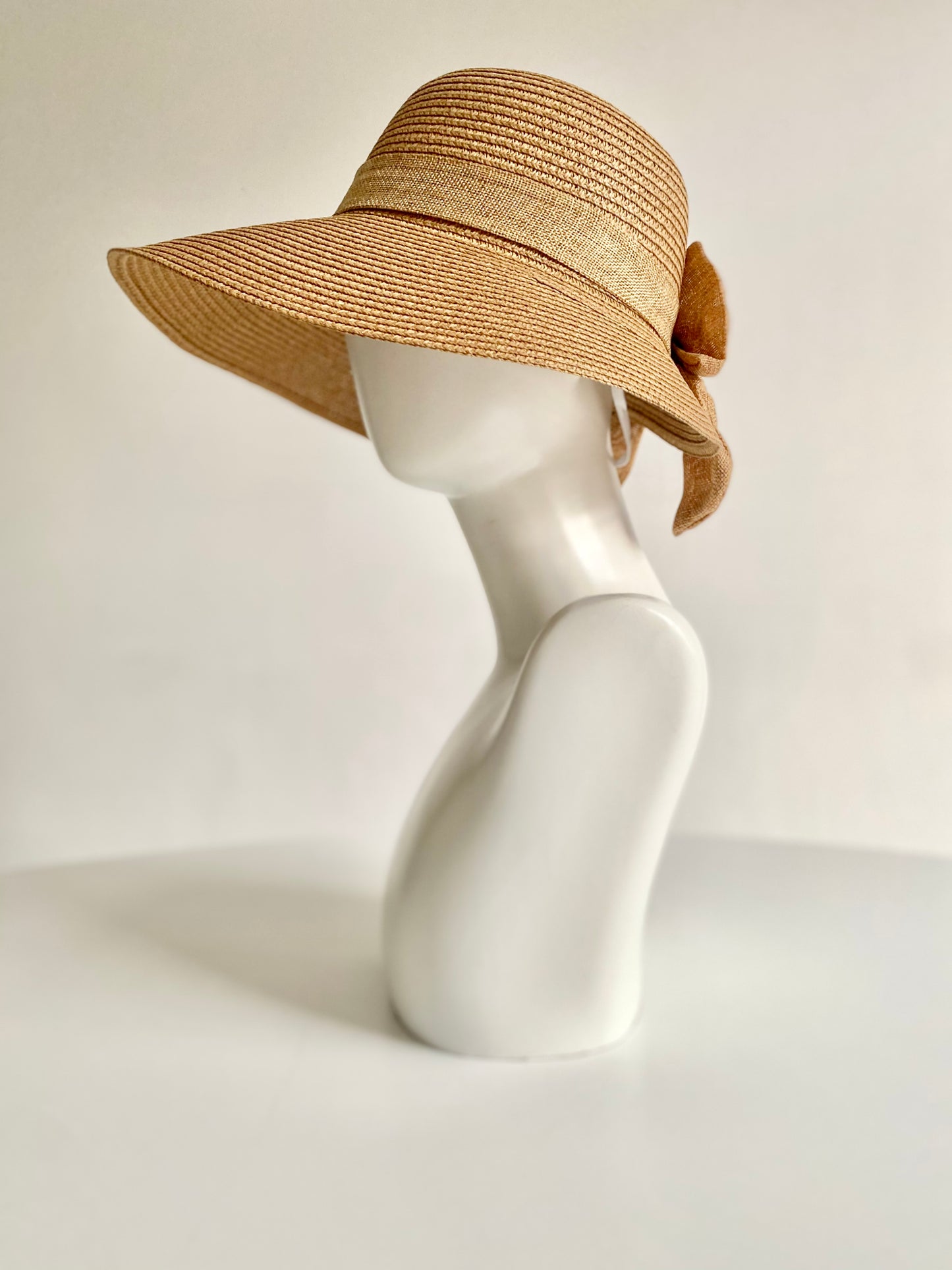 Sunset Bow Wide Brim Hat – Adjustable with Wind Strap