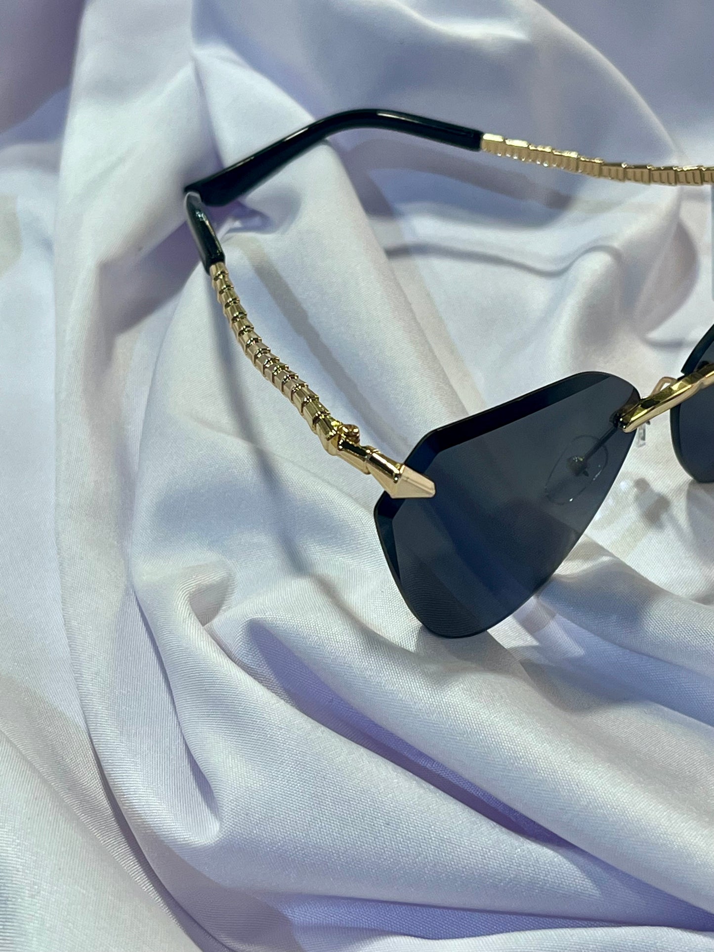 Selena Snake Detail Cat-Eye Sunglasses Black