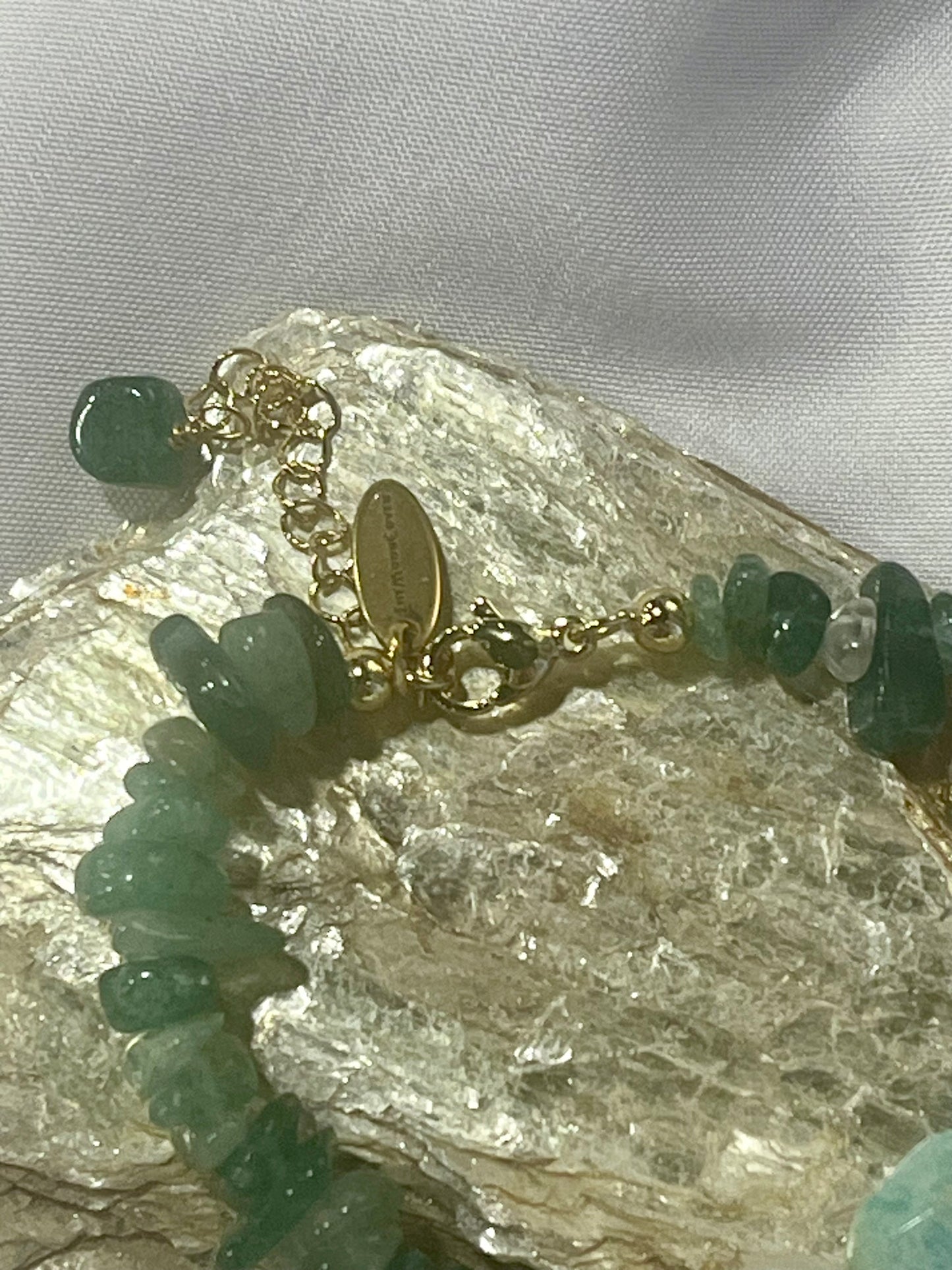 Green Aventurine & Biwa Pearl Bracelet ā Gold Accent Healing Jewelry