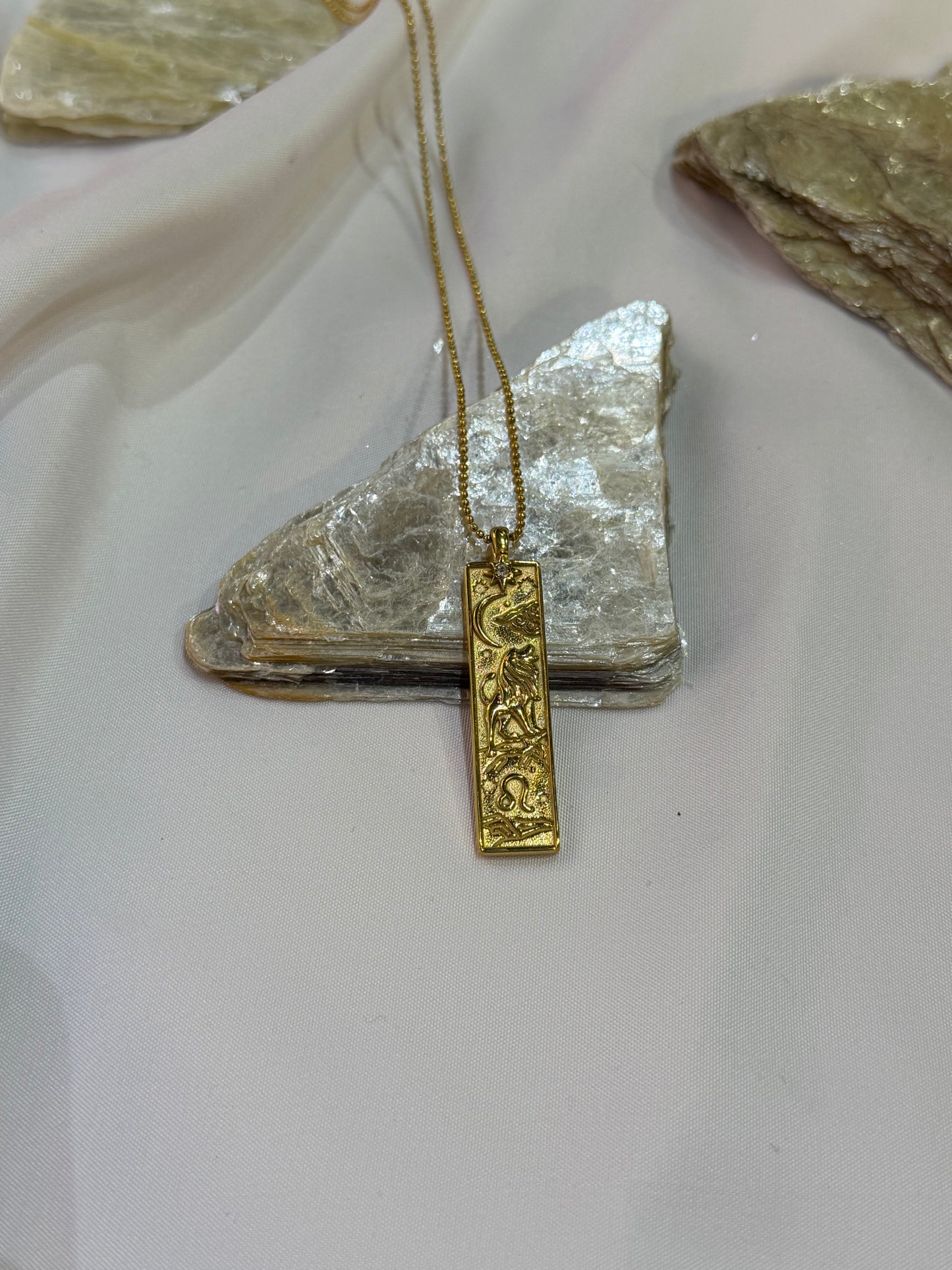 Leo Zodiac Amulet Necklace Gold & Silver Waterproof Stainless Steel