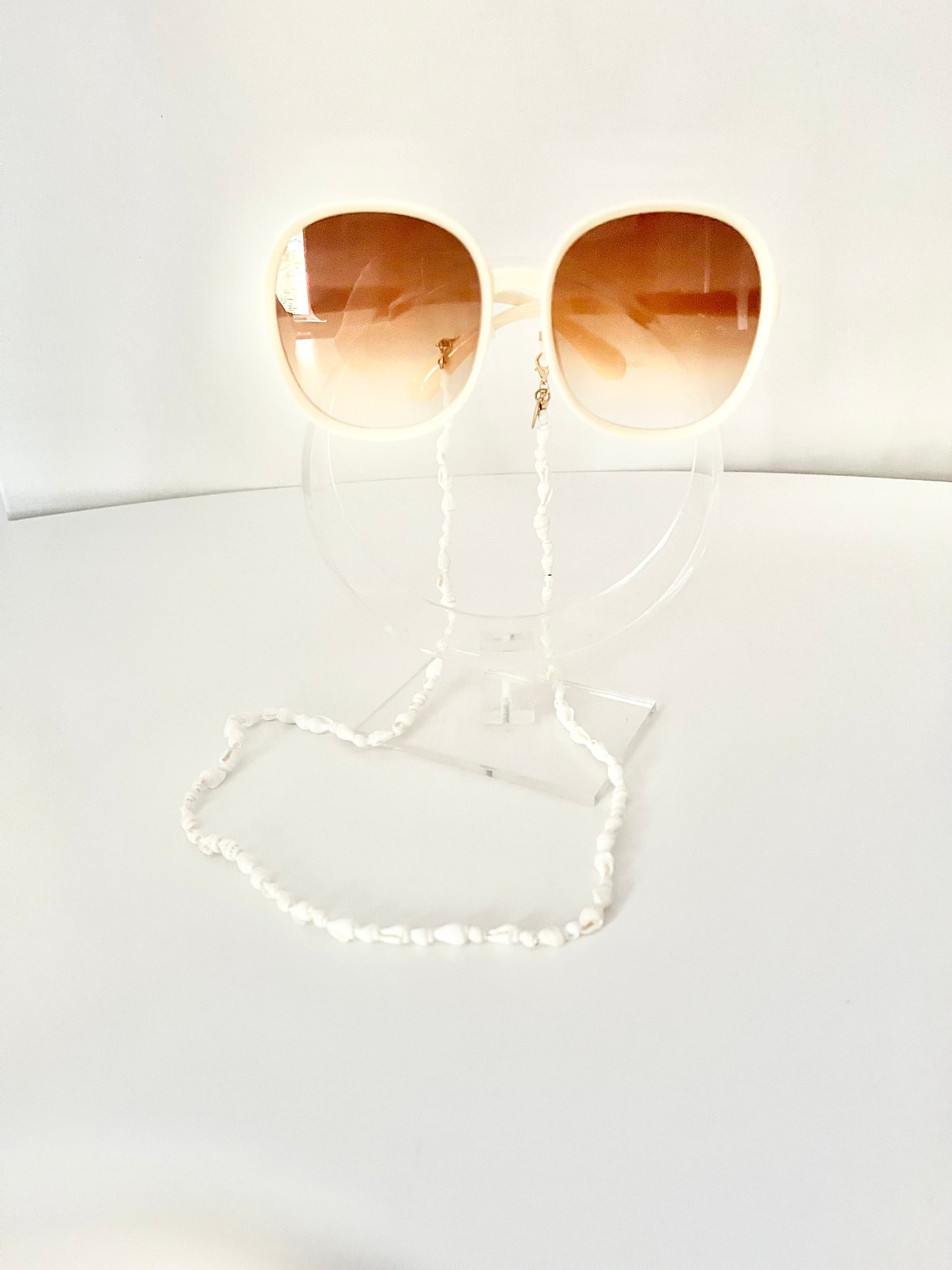 Cream Tea 60s round sunglasses