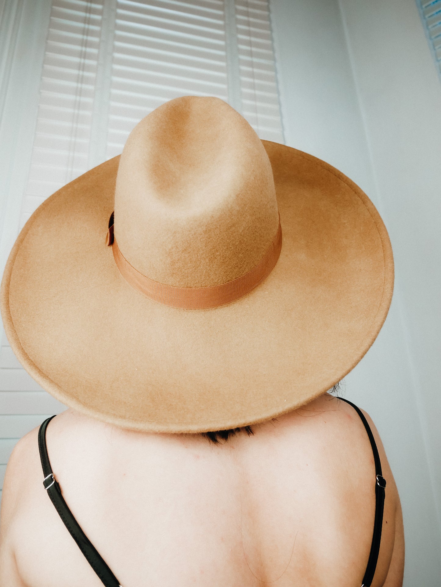 Goddess Grande Camel wide brim fedora hat