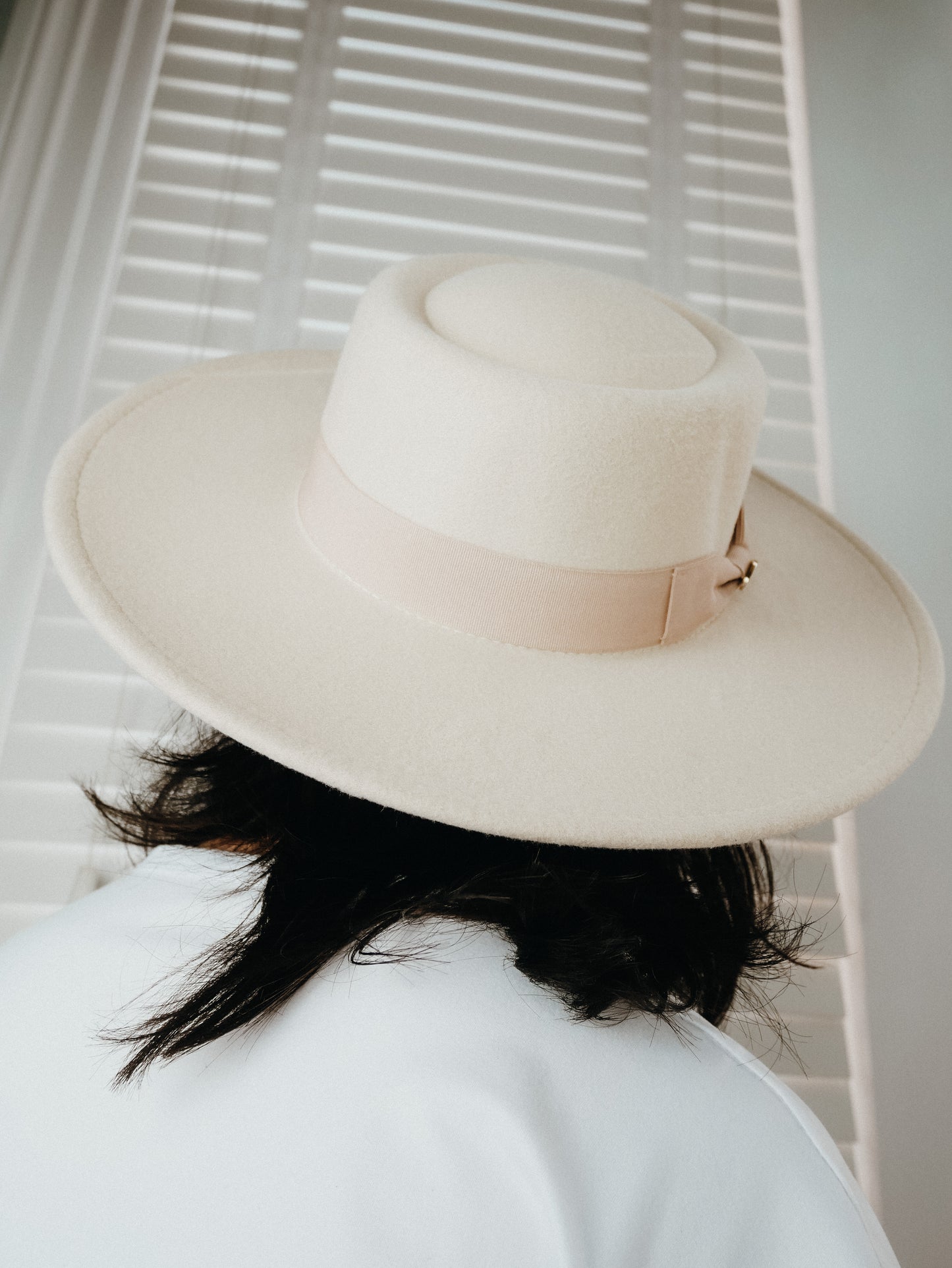 Circe cream ribbon wide brim flat top hat