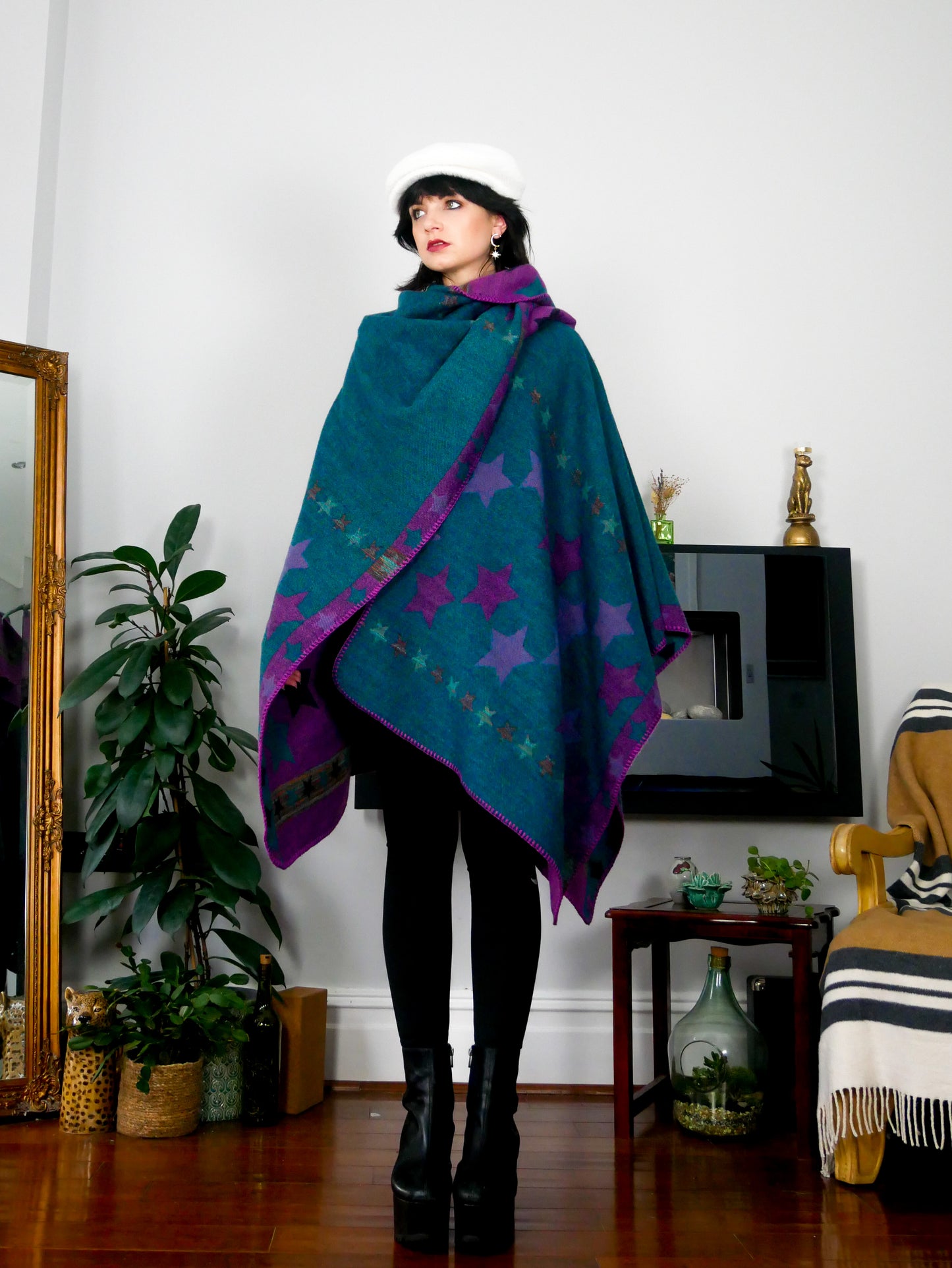 Fuchsia and blue star print kimono shawl
