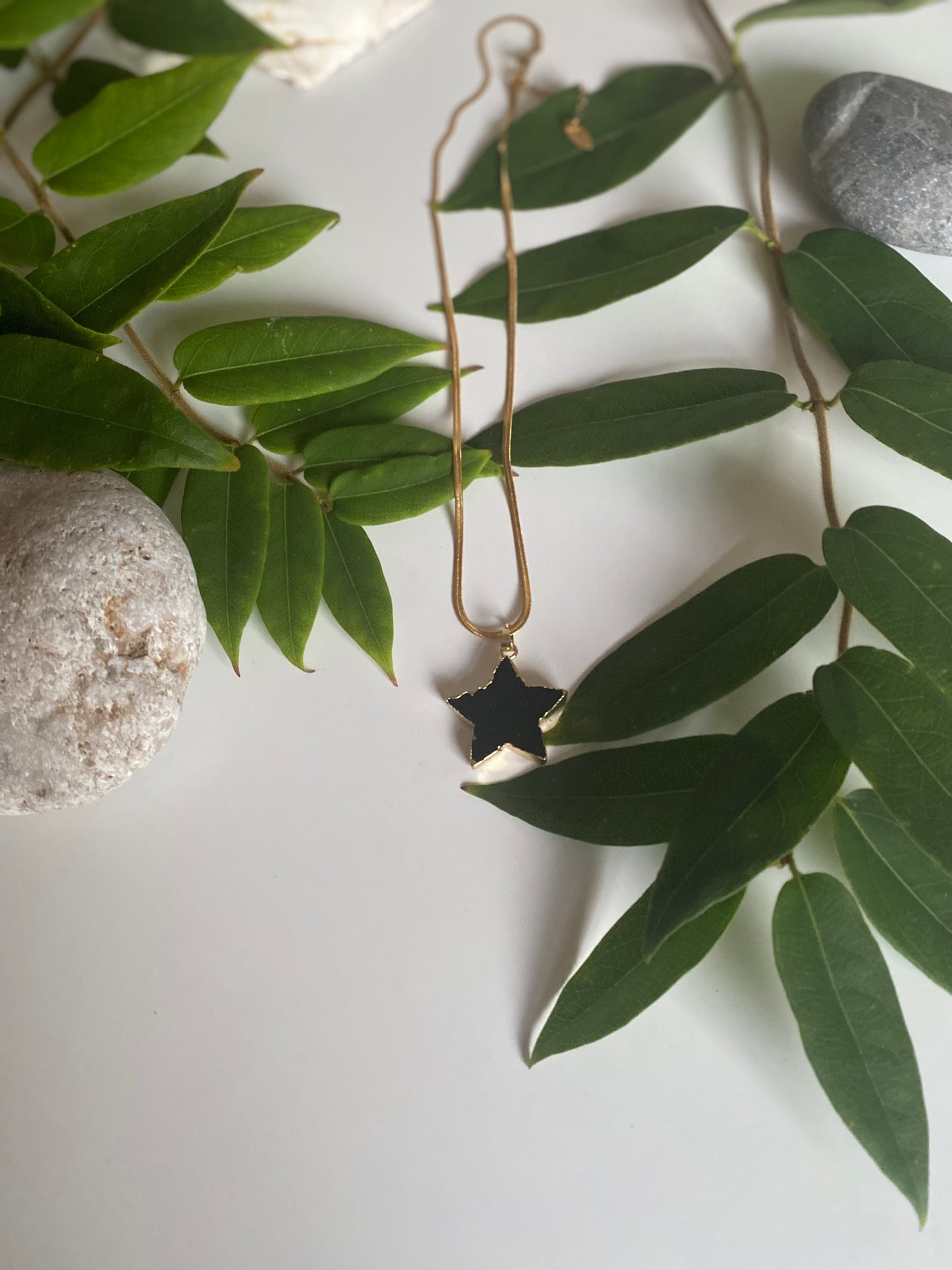 Black obsidian star gold necklace