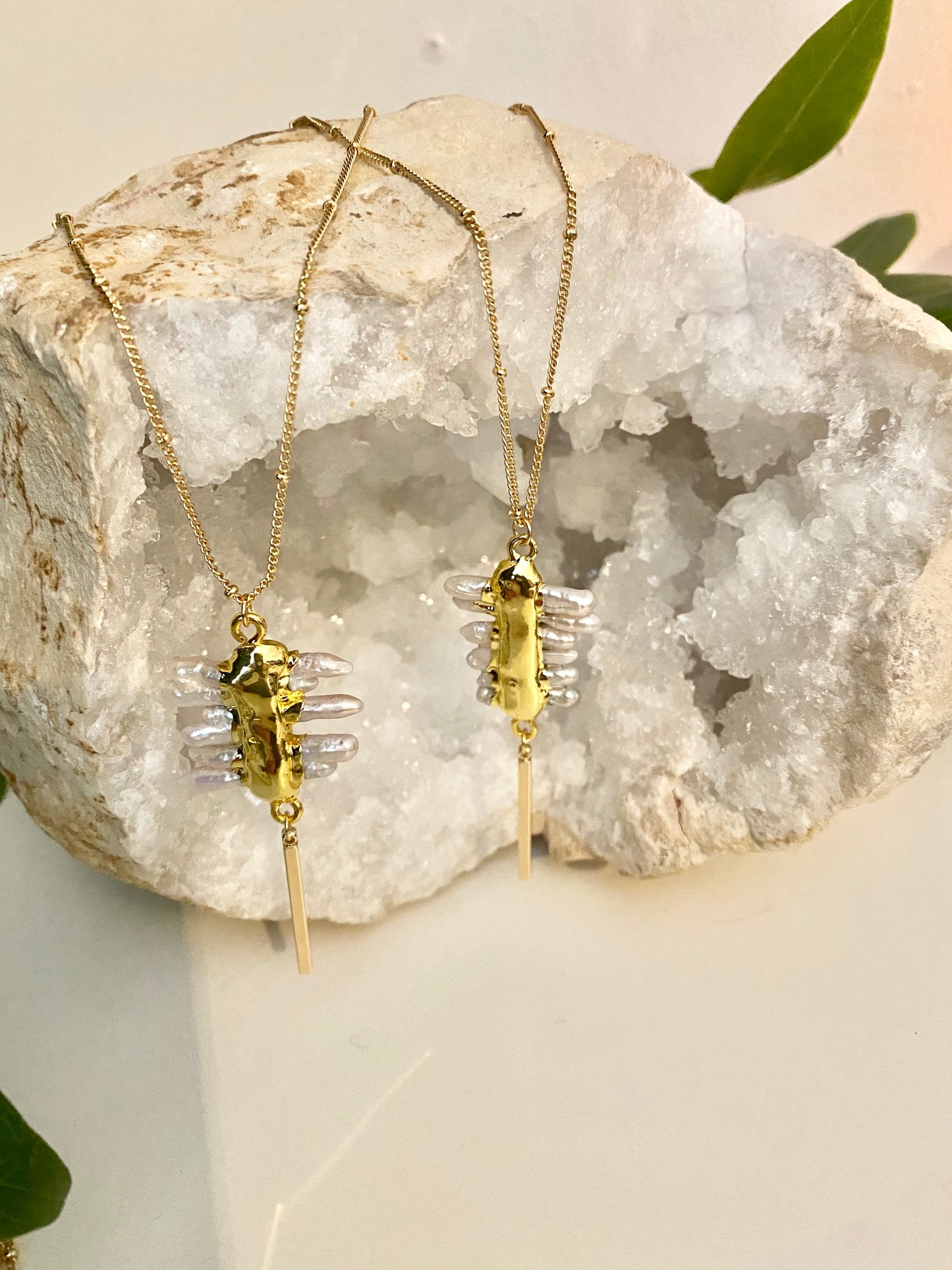 Natural fresh water pearl gold drape necklace