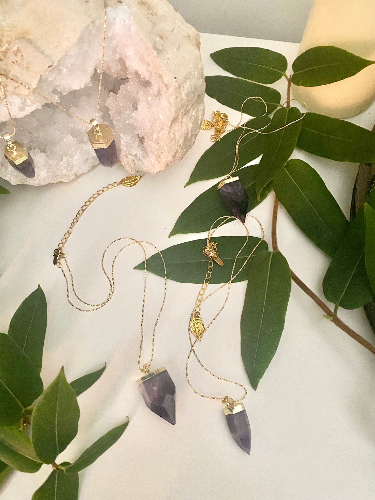 Amethyst bullet point necklace in gold