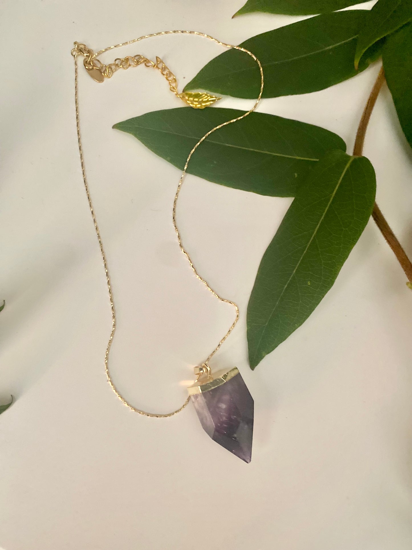 Amethyst bullet point necklace in gold