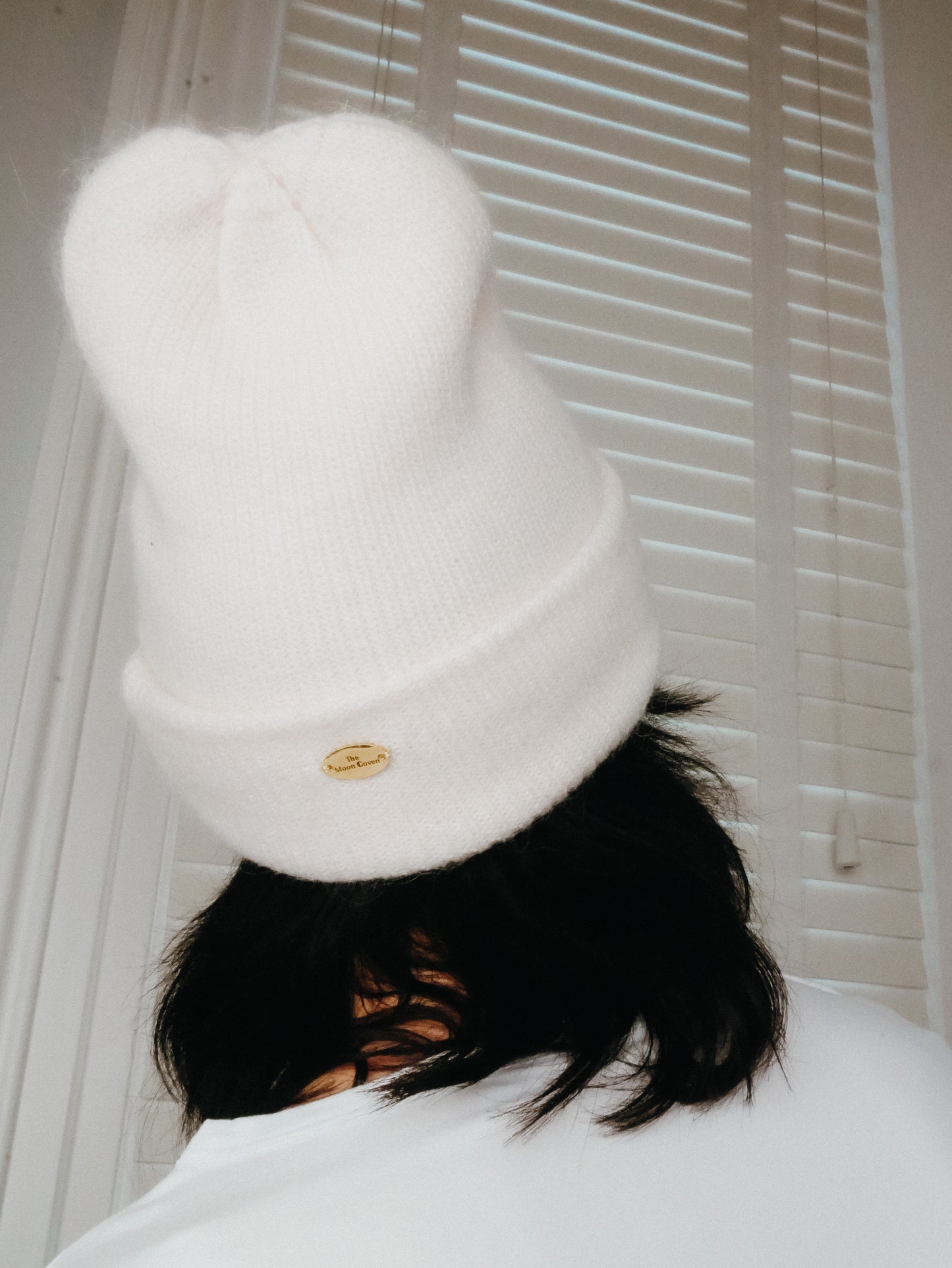 Rose Quartz pink cashmere wool beanie hat