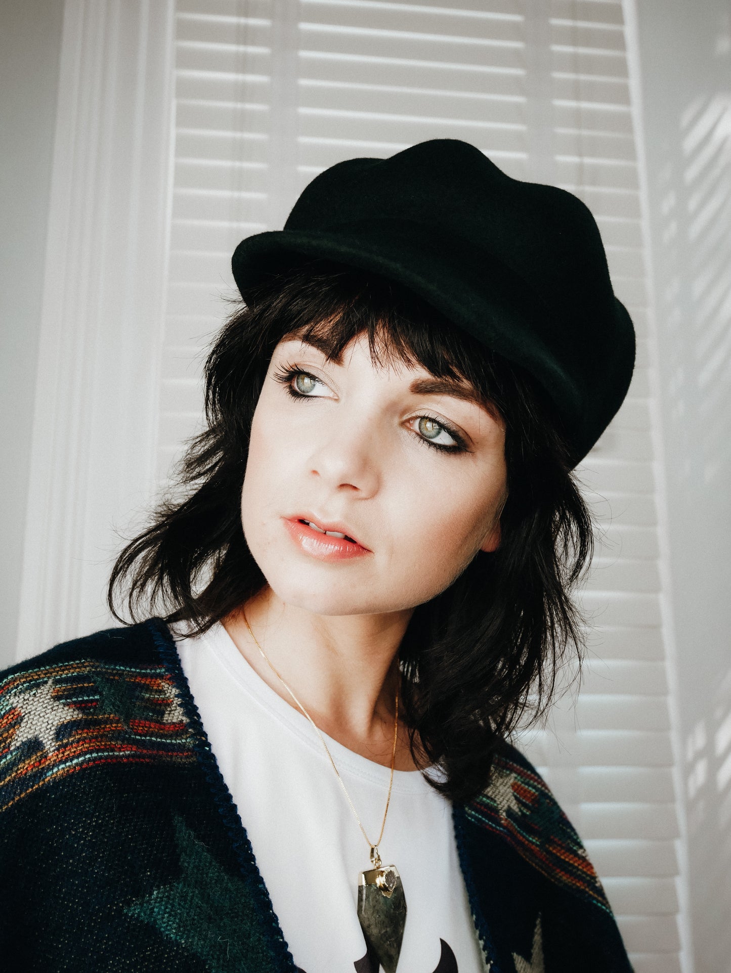Billie Black wool cashmere newsboy cap hat