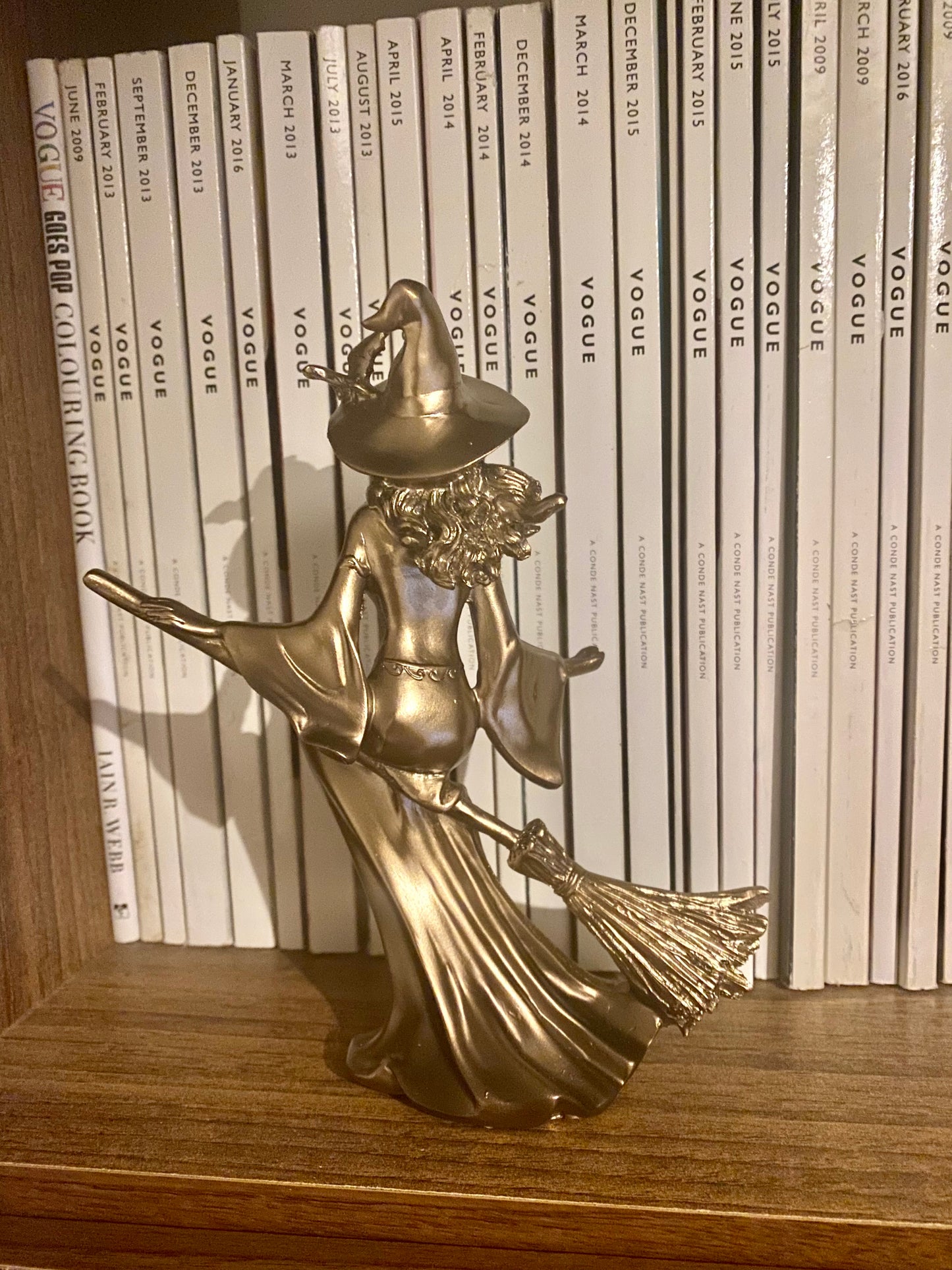 Winnie witch statue ornament