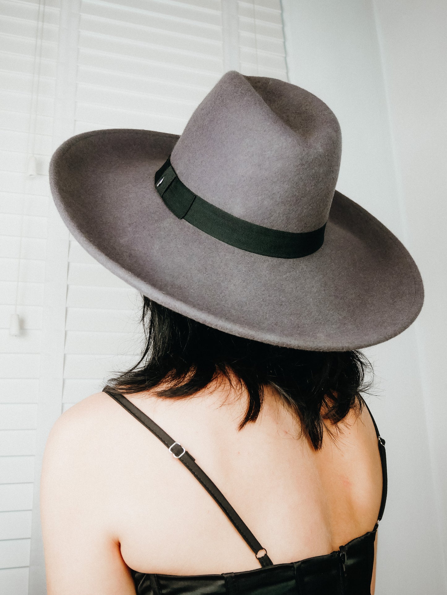 Goddess Grande slate grey large brim fedora hat