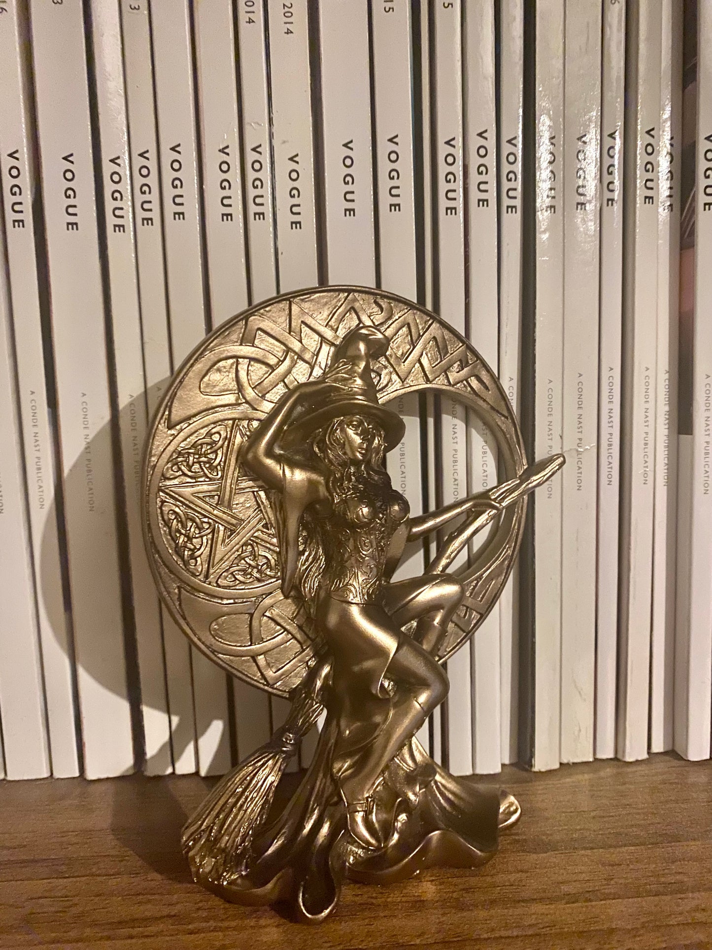Winnie witch statue ornament