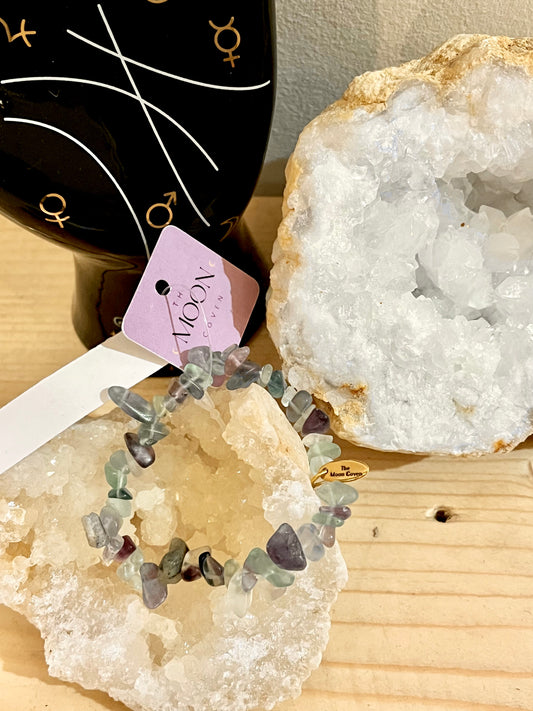 💜 Fluorite Crystal Chip Bracelet