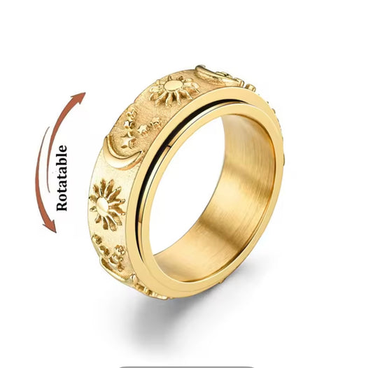 Sun Moon Stars Spinner Ring – Gold