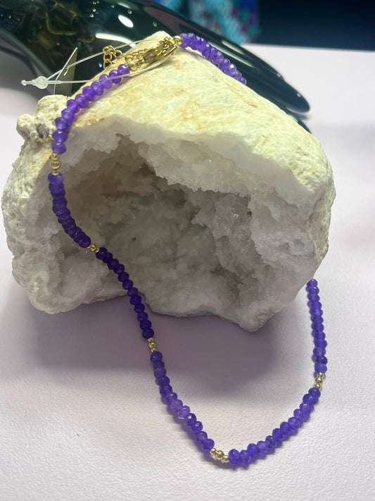 ✨ Amethyst Faceted Bead Necklace with Gold Detailing ✨