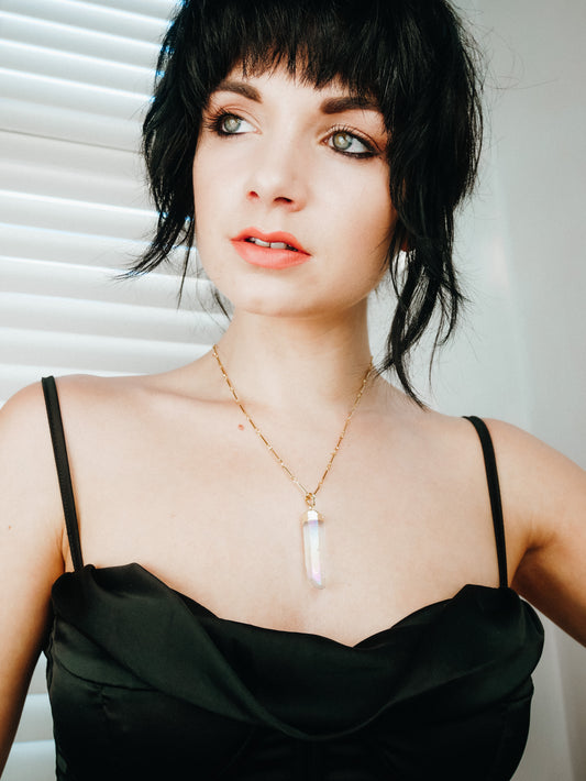 Rainbow quartz point necklace